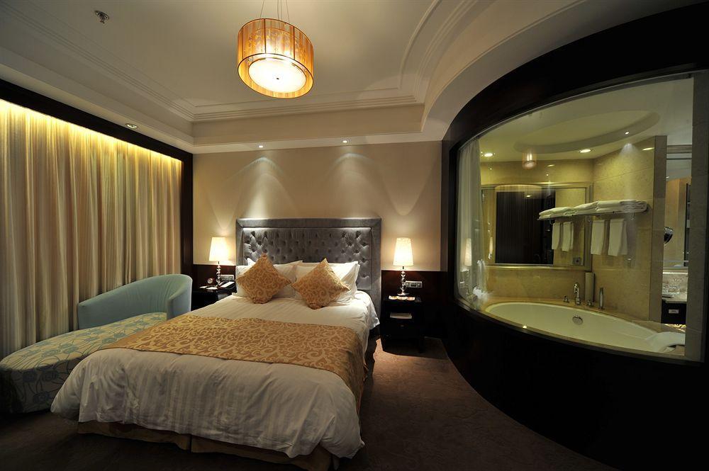 S&N Dalian Hotel Buitenkant foto