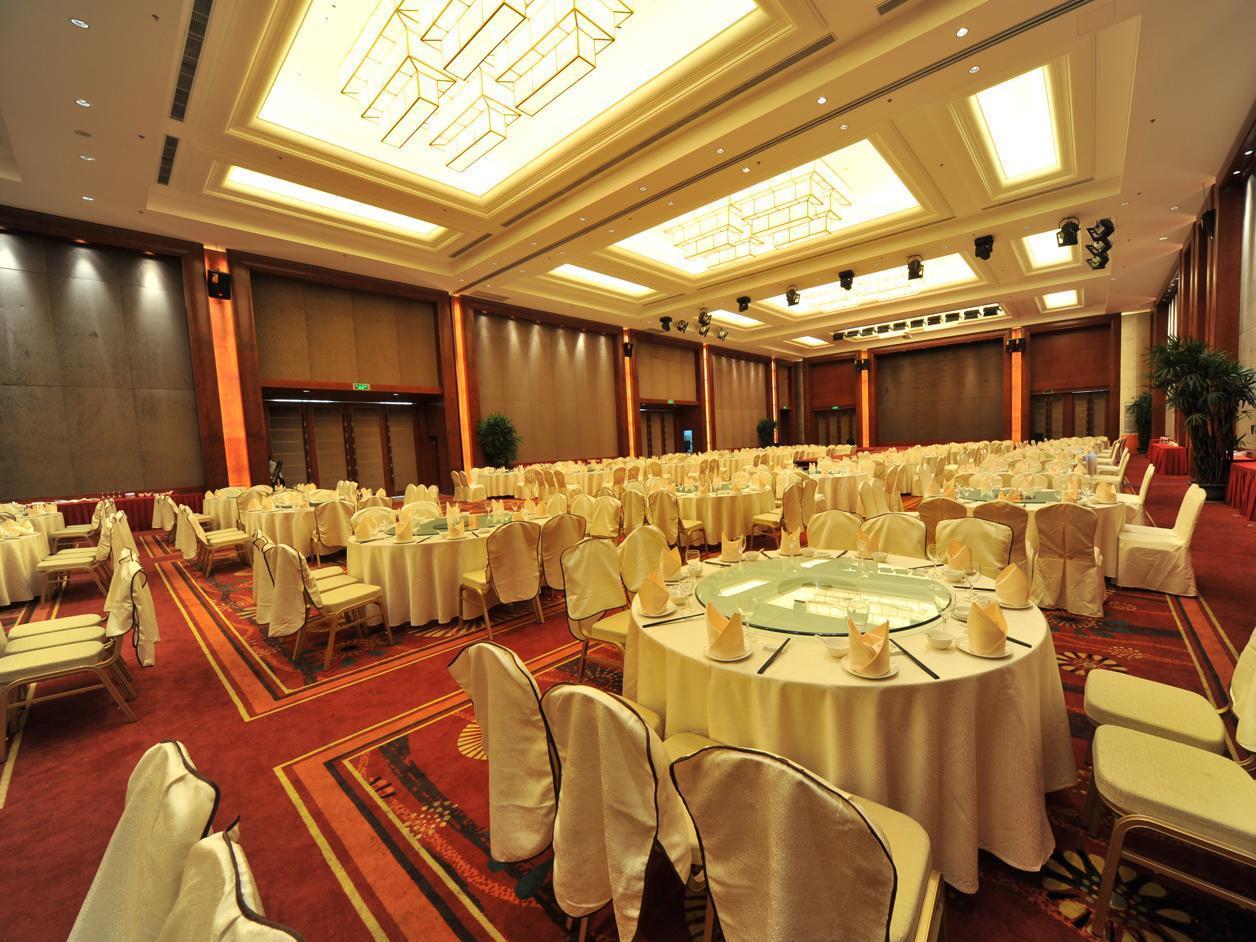 S&N Dalian Hotel Buitenkant foto