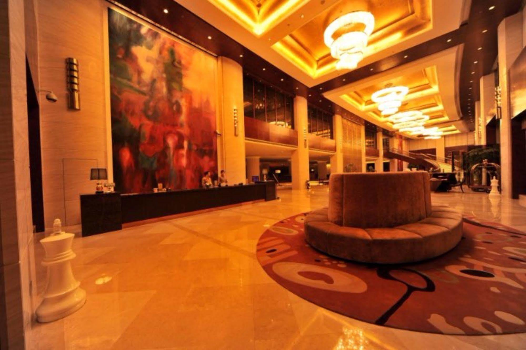 S&N Dalian Hotel Buitenkant foto