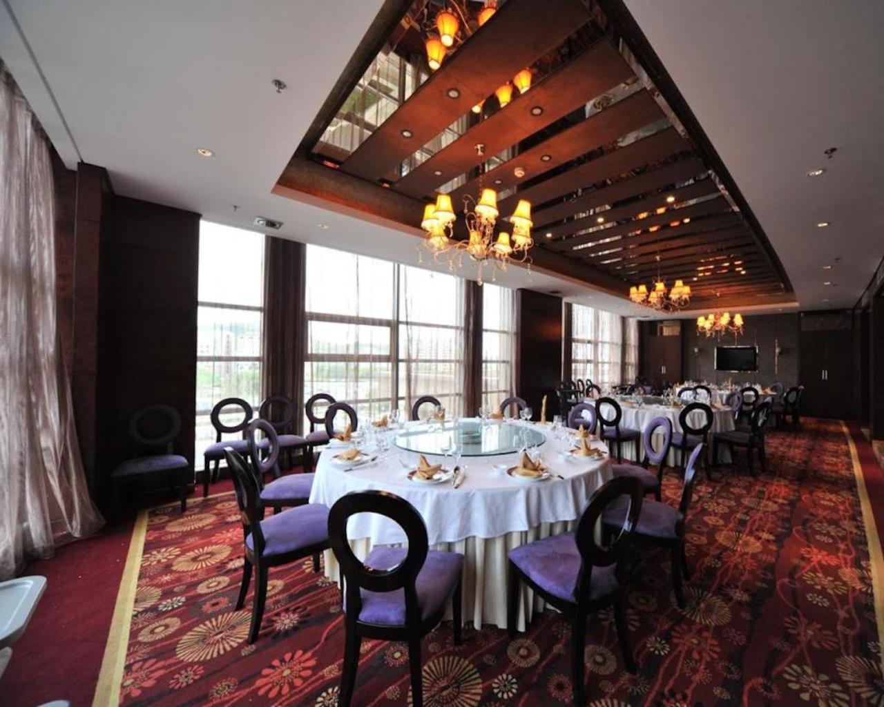 S&N Dalian Hotel Buitenkant foto