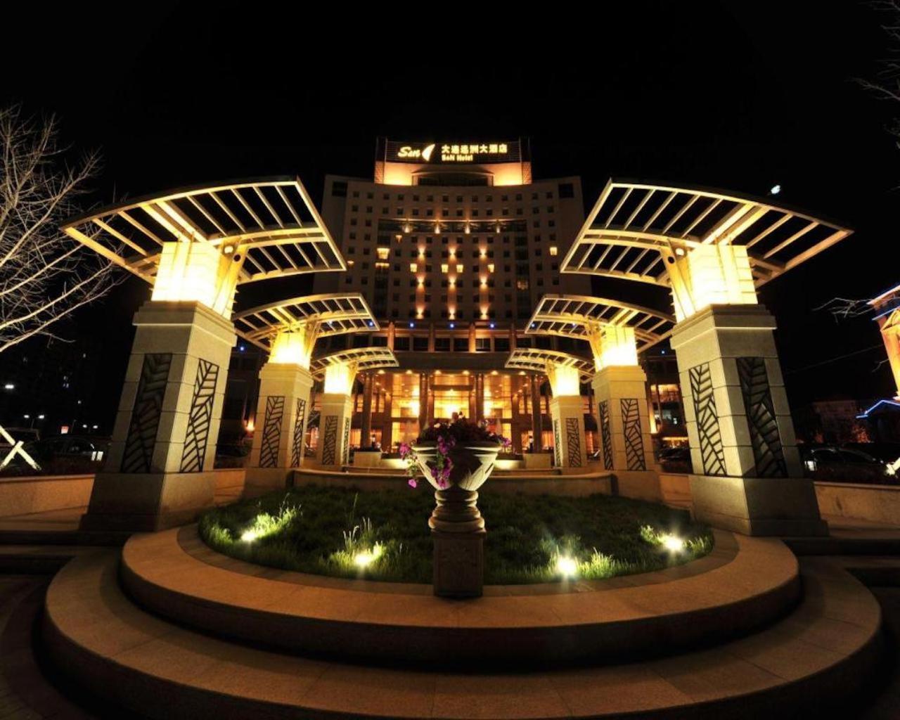 S&N Dalian Hotel Buitenkant foto